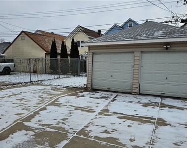 307 Sterling Avenue - Photo Thumbnail 2