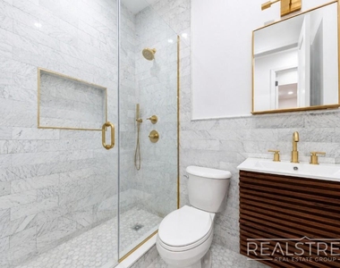 310 Linden St - Photo Thumbnail 8