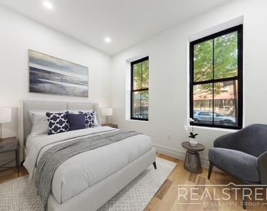 310 Linden St - Photo Thumbnail 7