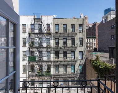 West 53rd Street - Photo Thumbnail 6