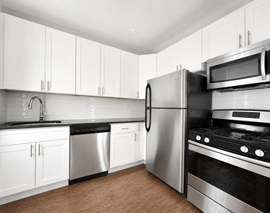 546 Isham Street - Photo Thumbnail 3