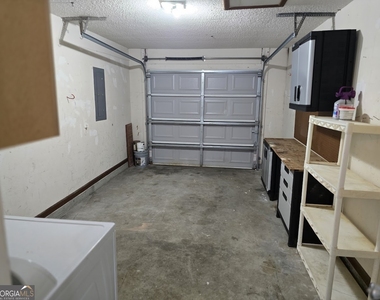1001 Regal Road - Photo Thumbnail 19