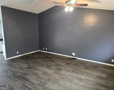 1001 Regal Road - Photo Thumbnail 7