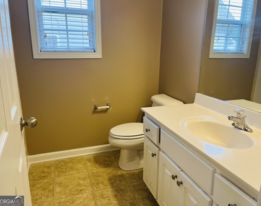 62 Green Spring - Photo Thumbnail 22