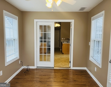 62 Green Spring - Photo Thumbnail 12