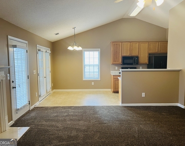 62 Green Spring - Photo Thumbnail 2