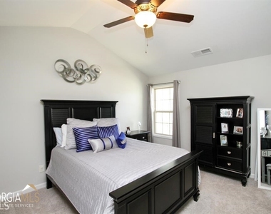 345 Cliffhaven Circle - Photo Thumbnail 14