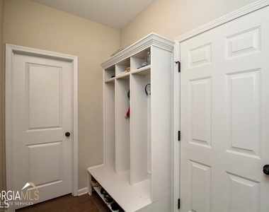 345 Cliffhaven Circle - Photo Thumbnail 8