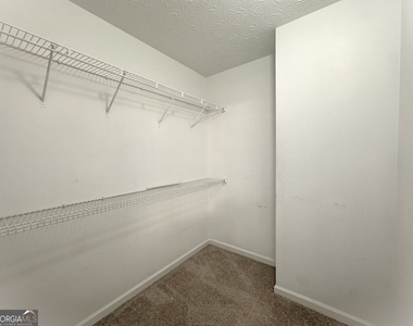 2121 Silva Court - Photo Thumbnail 21
