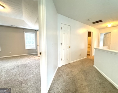 2121 Silva Court - Photo Thumbnail 17