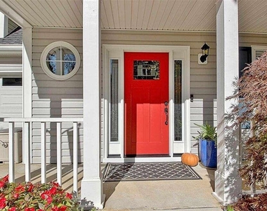 212 Brighton Path - Photo Thumbnail 1