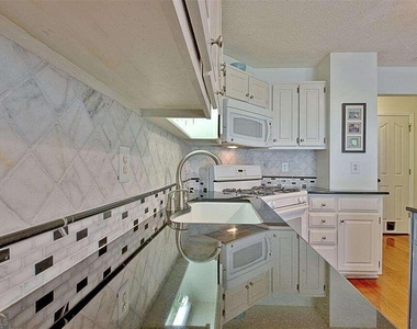 212 Brighton Path - Photo Thumbnail 19