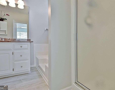 212 Brighton Path - Photo Thumbnail 29
