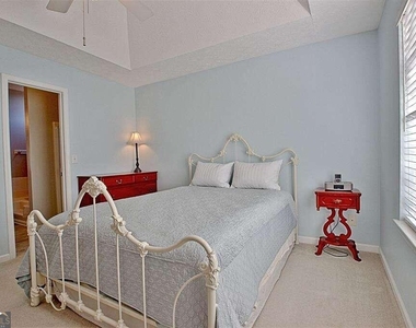 212 Brighton Path - Photo Thumbnail 28