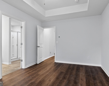 3122 Meadowstone Lane Sw - Photo Thumbnail 7