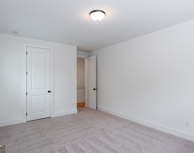 3140 Marabella Circle - Photo Thumbnail 22