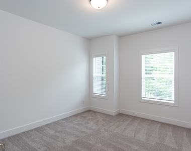 3140 Marabella Circle - Photo Thumbnail 23