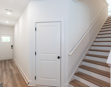 3140 Marabella Circle - Photo Thumbnail 4