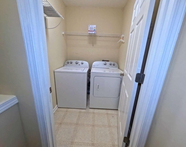 4132 Royal Regency Circle Nw - Photo Thumbnail 9