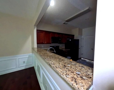 4132 Royal Regency Circle Nw - Photo Thumbnail 4