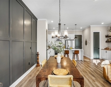 905 Willingham Drive - Photo Thumbnail 11
