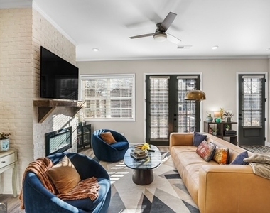 905 Willingham Drive - Photo Thumbnail 12