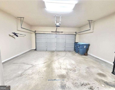 6215 Crested Moss Drive - Photo Thumbnail 27