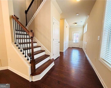 6215 Crested Moss Drive - Photo Thumbnail 11