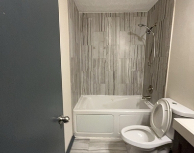 1265 Herrington Road - Photo Thumbnail 21