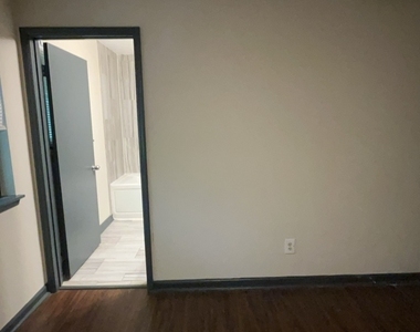 1265 Herrington Road - Photo Thumbnail 25