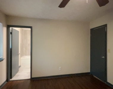 1265 Herrington Road - Photo Thumbnail 20