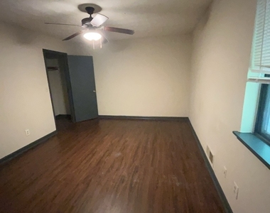 1265 Herrington Road - Photo Thumbnail 17