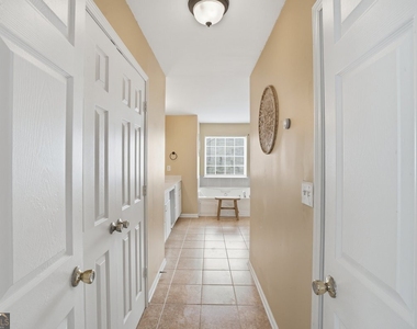 3951 Oak Field Drive - Photo Thumbnail 32