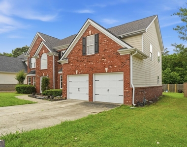 3951 Oak Field Drive - Photo Thumbnail 2