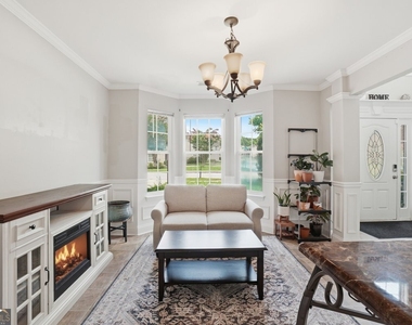 3951 Oak Field Drive - Photo Thumbnail 9