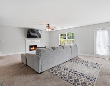 3951 Oak Field Drive - Photo Thumbnail 11