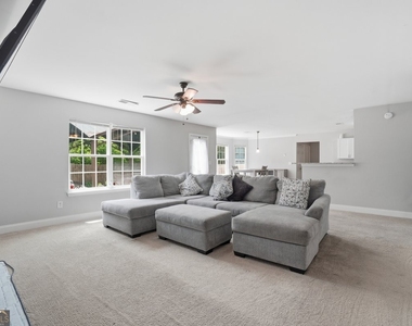 3951 Oak Field Drive - Photo Thumbnail 13