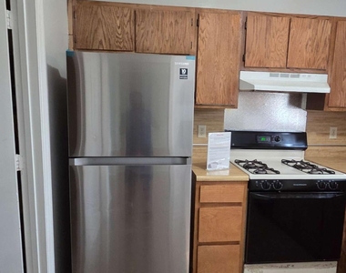 876 Indian Lake Drive Nw - Photo Thumbnail 3