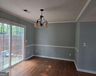 876 Indian Lake Drive Nw - Photo Thumbnail 2