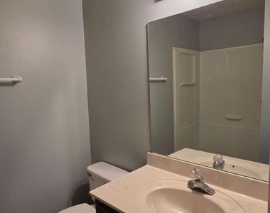 876 Indian Lake Drive Nw - Photo Thumbnail 10