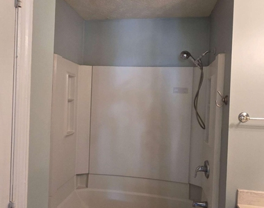 876 Indian Lake Drive Nw - Photo Thumbnail 12