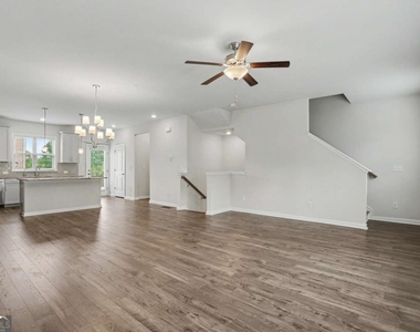 2087 Graywell Lane - Photo Thumbnail 6