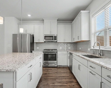 2087 Graywell Lane - Photo Thumbnail 9