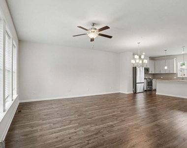 2087 Graywell Lane - Photo Thumbnail 2