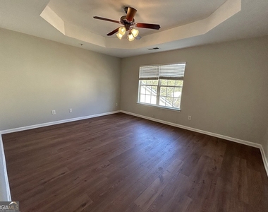 189 Ridgemont Road - Photo Thumbnail 11