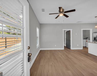 185 Miller Street - Photo Thumbnail 2