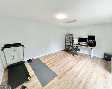 3154 Barkside Court - Photo Thumbnail 20