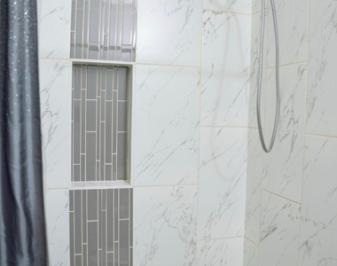 1005 Birch Street Sw - Photo Thumbnail 18