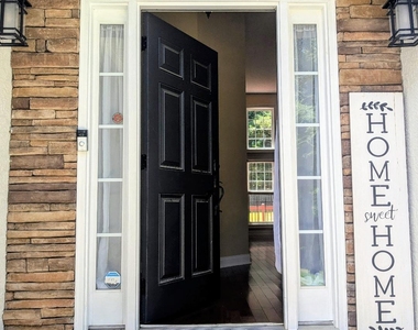 110 Lyndhurst Way - Photo Thumbnail 30