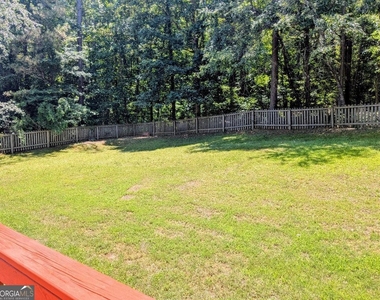 110 Lyndhurst Way - Photo Thumbnail 24